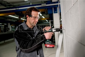 Metabo SB 18 LT Set Trapano-avvitatore a percussione a batteria in Valigetta in plastica