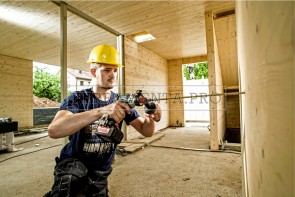 Metabo SB 18 LTX BL Q I Trapano-avvitatore a percussione a batteria in MetaLoc
